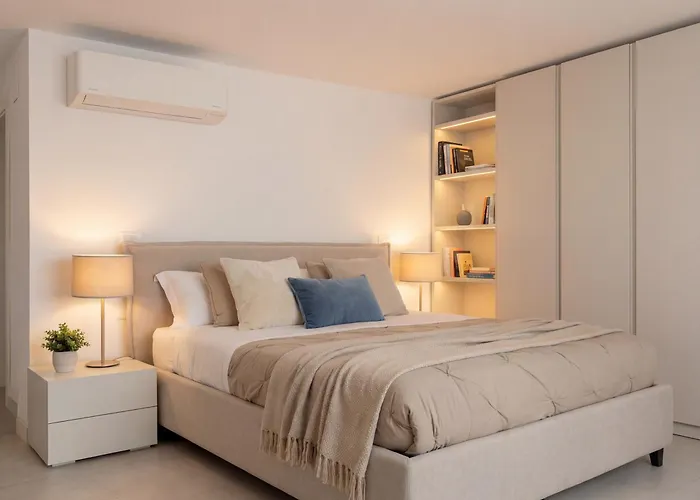 Dimora Del Conte - Modern & Spacious - Historic Center Appartement *