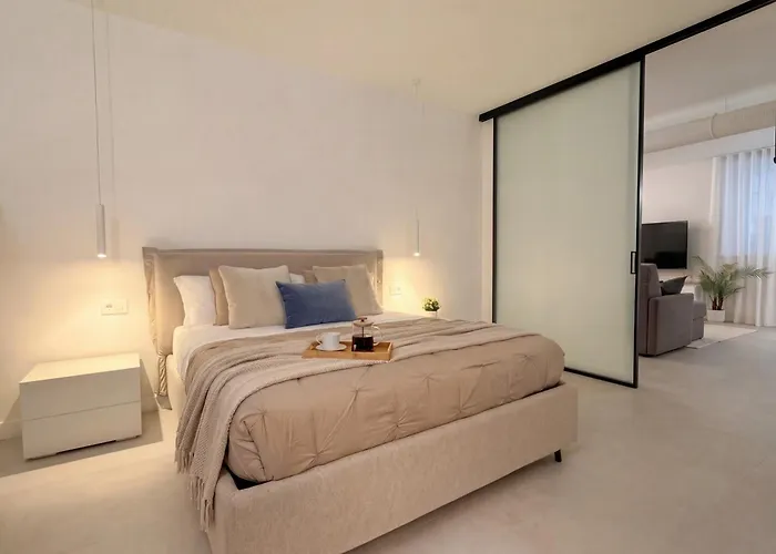 Appartement Dimora Del Conte - Modern & Spacious - Historic Center *