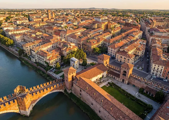 Appartement Dimora Del Conte - Modern & Spacious - Historic Center *